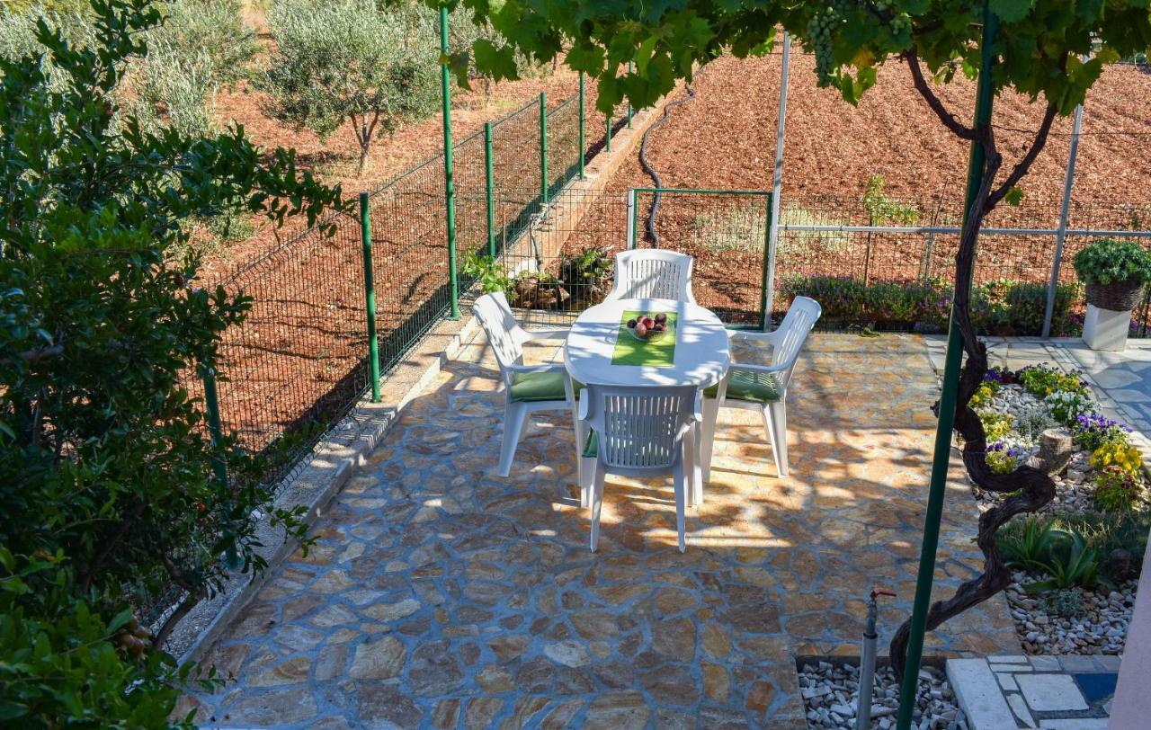 Guest House Pelja Plano Dış mekan fotoğraf