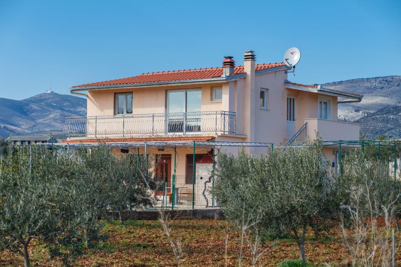 Guest House Pelja Plano Dış mekan fotoğraf